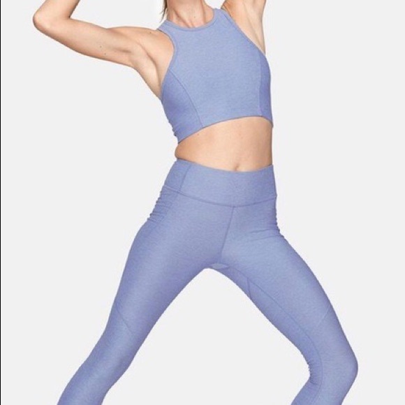 Outdoor Voices Set Athena Crop and 7/8 Warmup Leggings - Picture 2 of 3